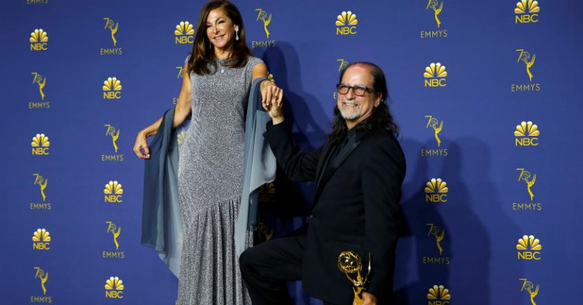 Romantisnya, Sutradara Ini Lamar Kekasih di Panggung Emmy Awards 2018