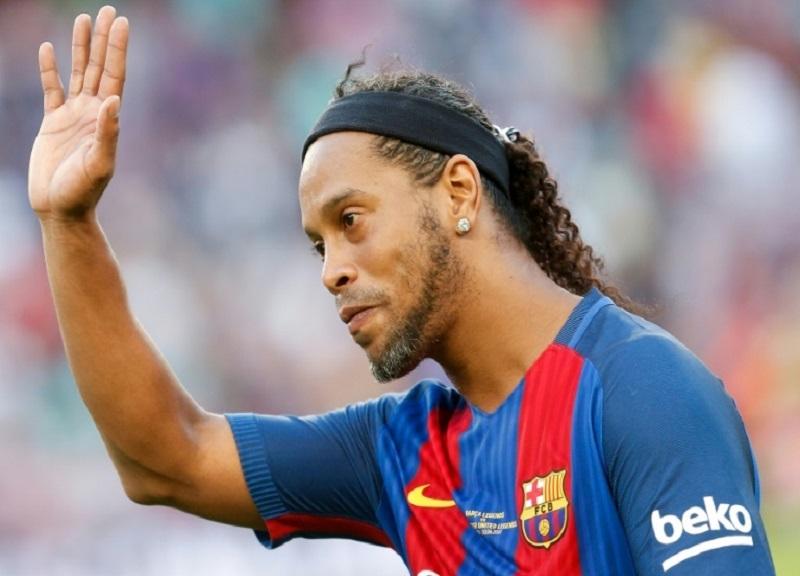 Pensiun dari Sepakbola, Ini Pesan Menyentuh Ronaldinho