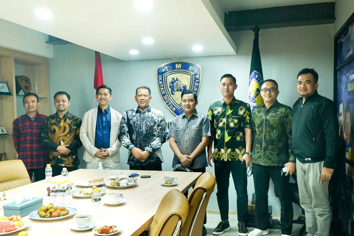 Bamsoet: MPR Bersama Asian African Youth Government akan Sosialisasikan Empat Pilar MPR RI di Luar Negeri