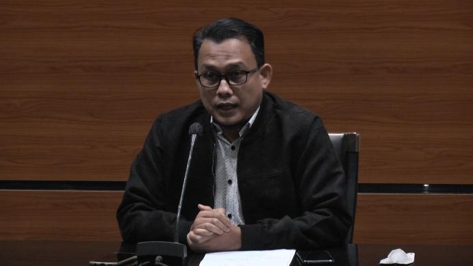 KPK Verifikasi Laporan Ubedilah terkait Gibran dan Kaesang