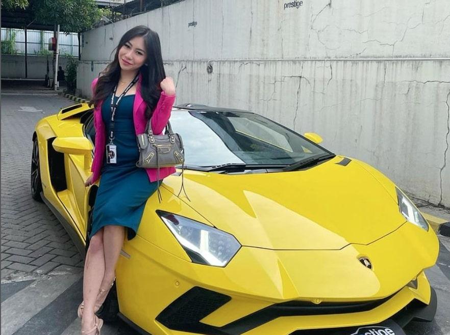 Profil Ayu Thalia, Wanita yang Jadi Tersangka Usai Bermasalah dengan Anak Ahok