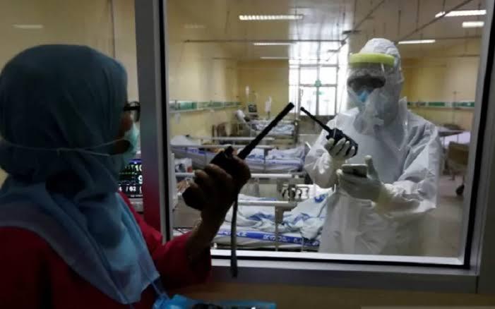 Tetap Jaga Prokes, COVID-19 RI Naik Lagi jadi 20 Ribu, Jakarta Sumbang 10 Ribu Kasus