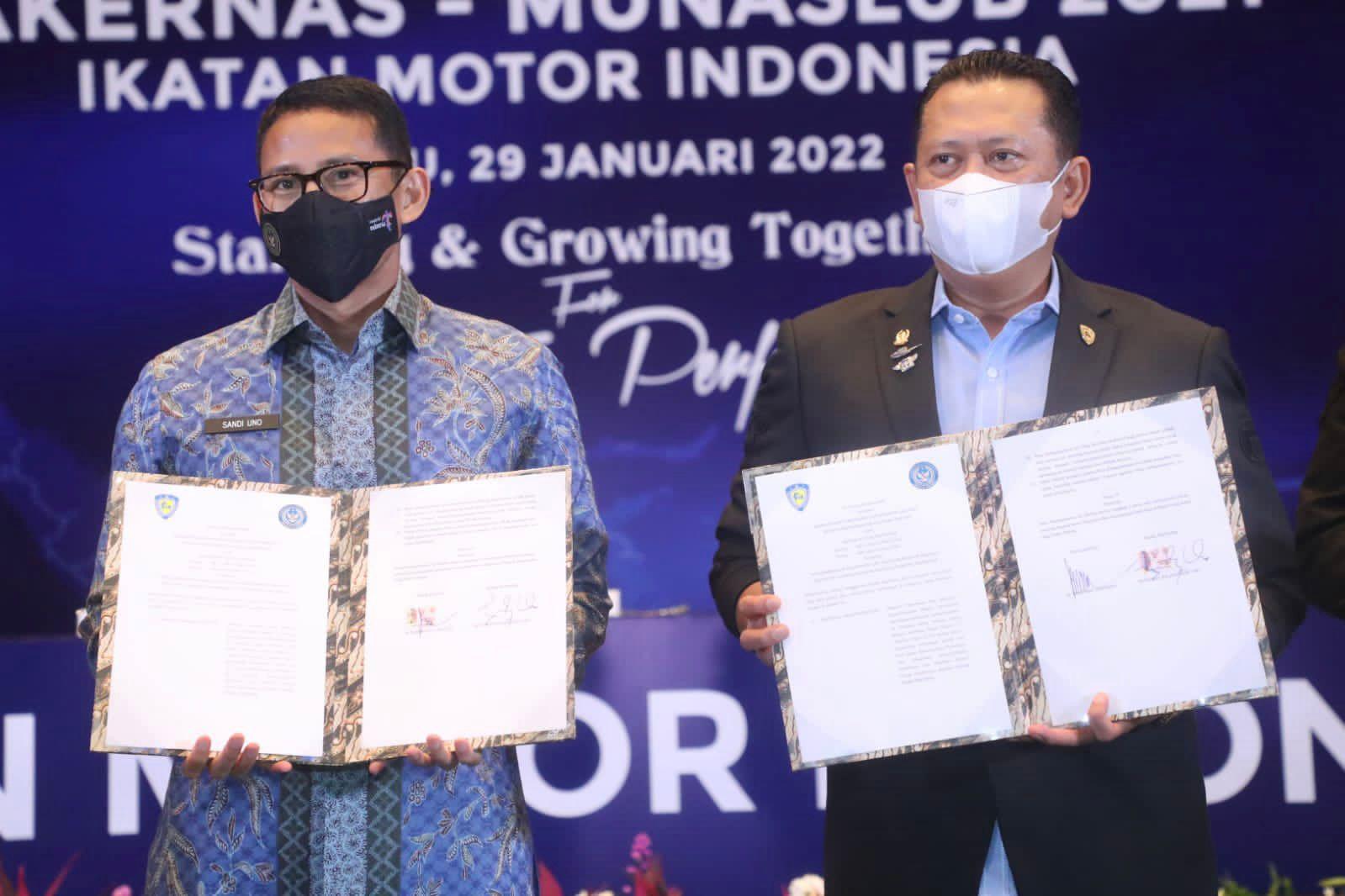 Bamsoet: IMI dan Kemenparekraf Tandatangani MOU Pengembangan Pariwisata dan Ekonomi Kreatif Melalui Kegiatan Olahraga dan Mobilitas Otomotif Indonesia