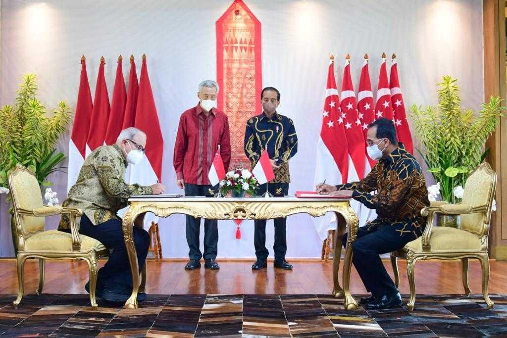 Apa, Indonesia Dikecoh Singapura Soal Perjanjian FIR?