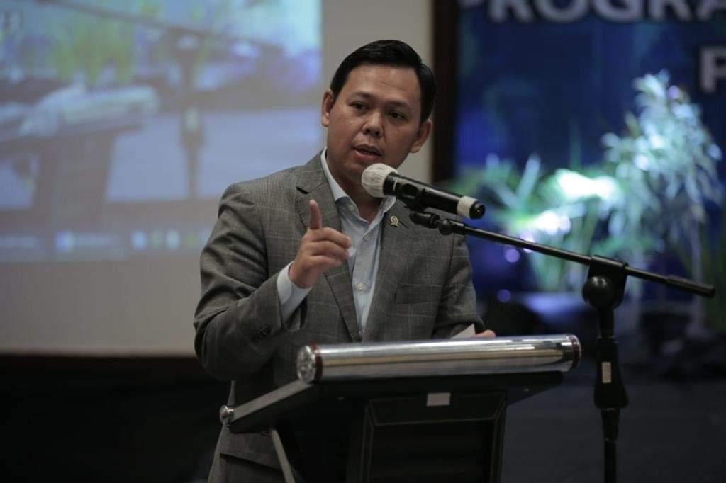 Sawit Direkomendasikan Jadi Tanaman Hutan, Sultan: Modus Legal Deforestasi