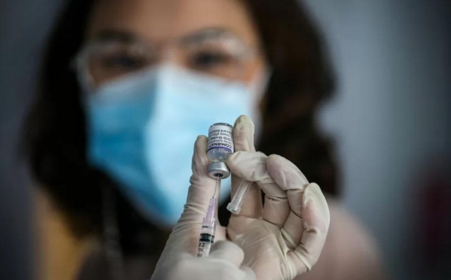 Bumil dan Pernah Keguguran Ingin Dapat Vaksin Booster? Ini Jawabannya!