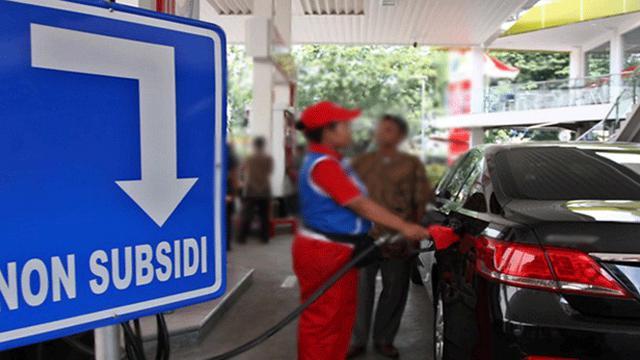 BBM Ditimbun Kemudian Dijual Lebih Mahal, Motifnya Karena 'Cuan'