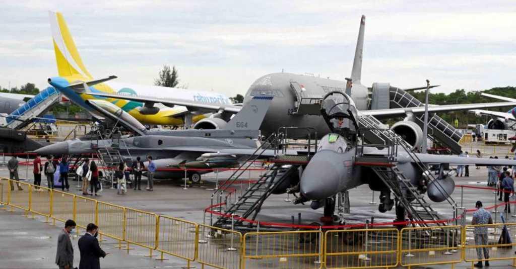Wah! China Membawa Bermacam Pesawat Militer ke Singapore