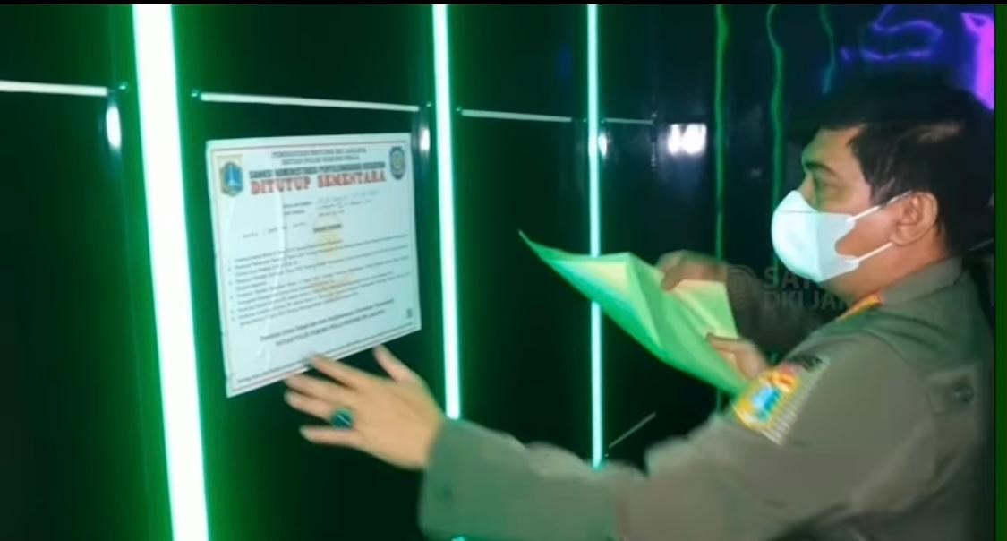 Langgar PPKM dan Jual Shisha, Bar di Jakpus Ini Ditutup Satpol PP