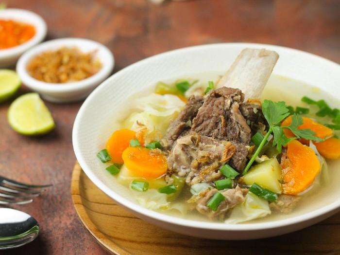 Resep Sop Iga Sapi yang Cocok untuk Hangatkan Badan Kamu Saat Hujan