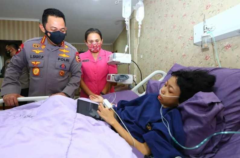 Ayah Bocah Penderita Tumor Tulang: Terima Kasih Banyak Pak Kapolri
