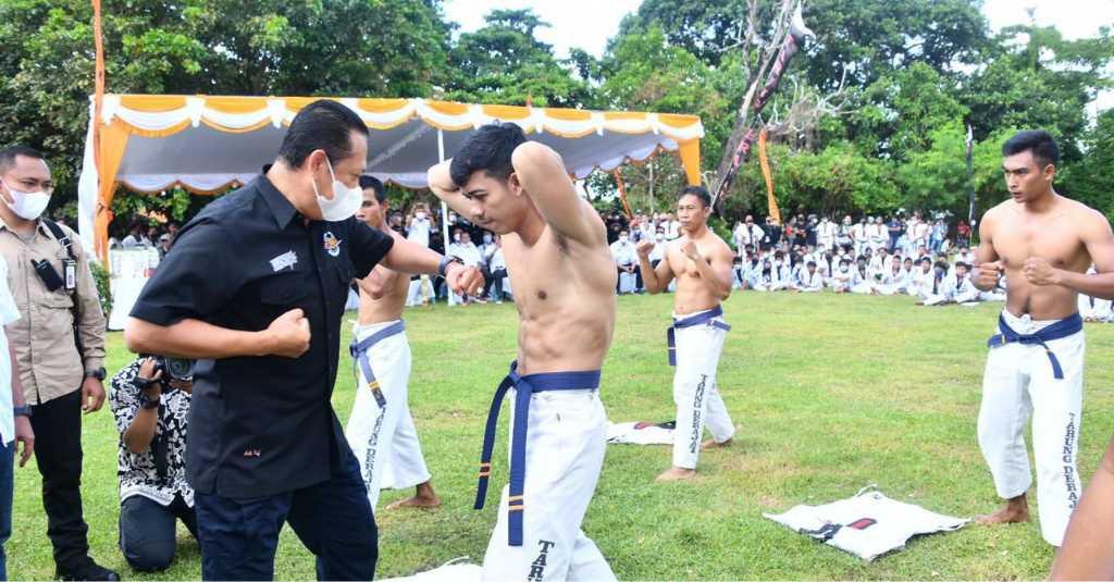 Lantik Pengurus Tarung Derajat Provinsi Bali, Bamsoet Dorong Tarung Derajat Berkembang di Kancah Internasional