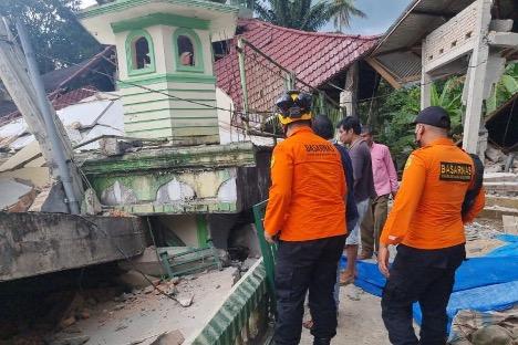 Gempa Magnitudo 6,2 Guncang Pasaman, Ribuan Warga Mengungsi