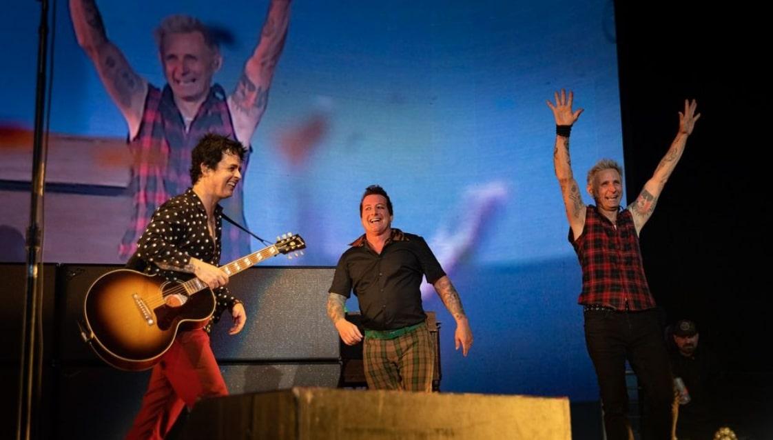 Akibat Invasi Rusia, Green Day pun Batalkan Konsernya di Moskow