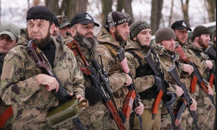 Biar Pasukan Chechnya Gak Masuk Surga, Petempur Ukraina Baluri Peluru dengan Minyak Babi