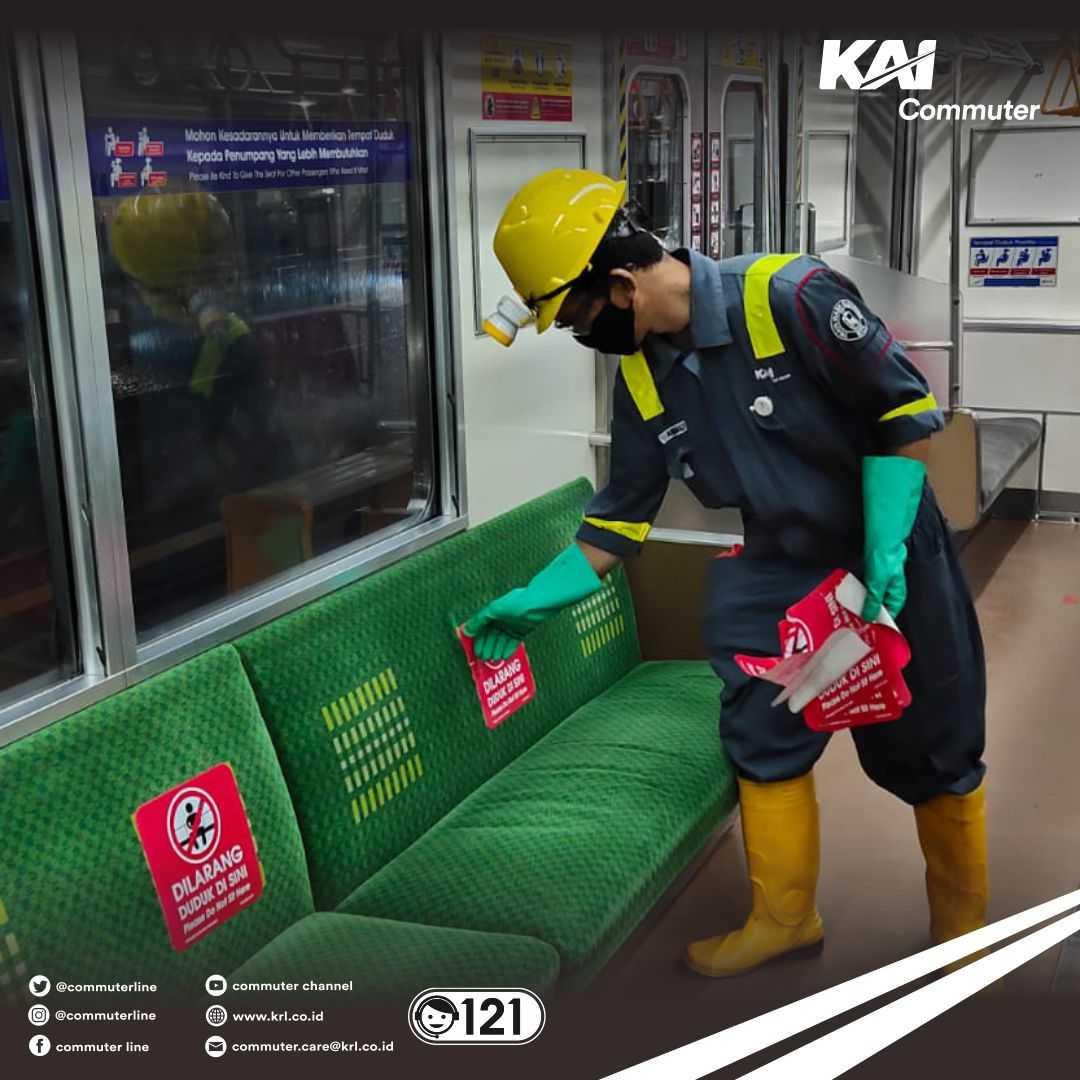 Asyiik.. Duduk di KRL Kini Bisa Deketan Lagi, Gak Perlu Jaga Jarak