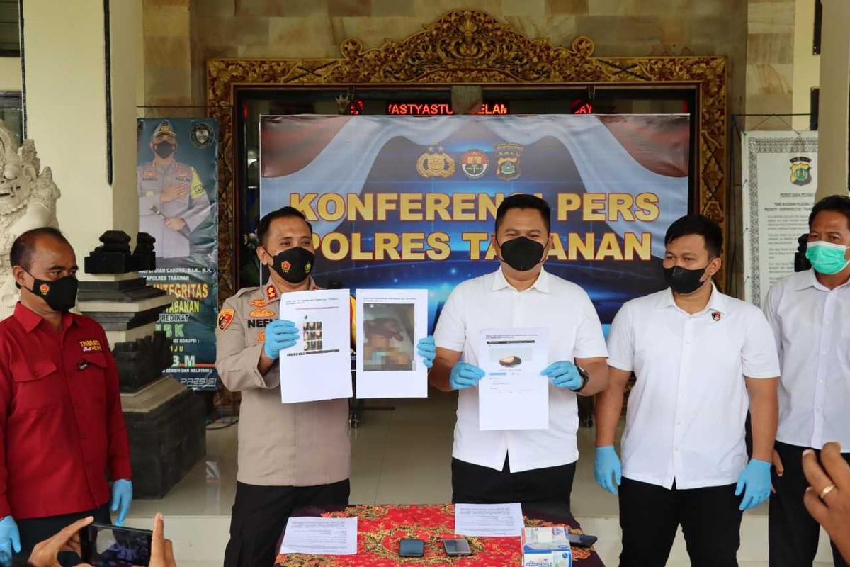 Cinta Diputus, Pemuda Ini Sebar Foto-foto Bugil Mantan ke Media Sosial