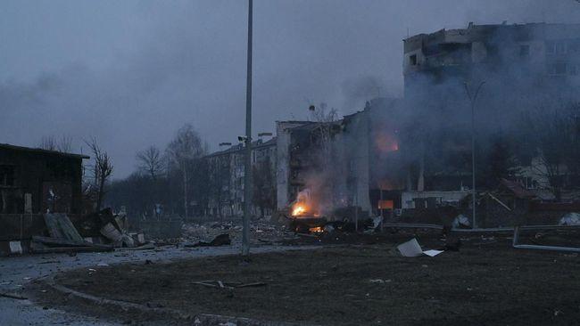 Prancis dan Australia Bantu Ukraina dengan Pasok Ribuan Peluru Artileri