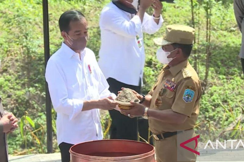 Gubernur Kaltara Bawa Tanah dan Air dari Kesultanan Bulungan ke IKN