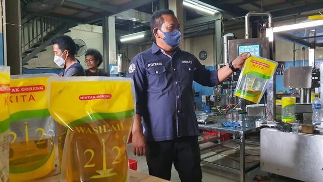 Minyak Goreng 'Wiro Sableng 212' Sudah tak Halal, Pengemasan Juga Gak Bersih