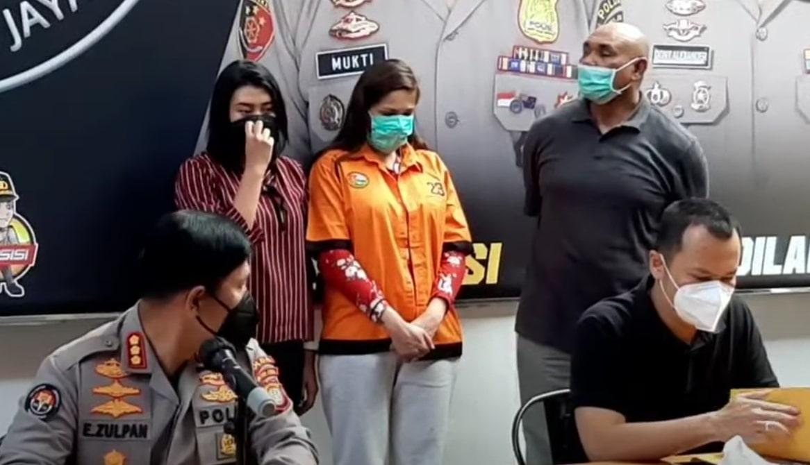 DJ Chantal Dewi dan 3 Pria Jadi Tersangka Kasus Narkoba