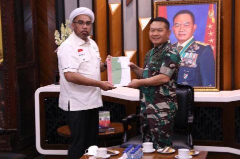 Wuih, KSAD Jenderal Dudung Jadi Pembina Mubaligh Se-Indonesia Raya