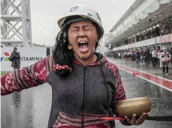 Pawang Hujan Beraksi di Mandalika, MotoGP: Terima Kasih Telah Hentikan Hujan!