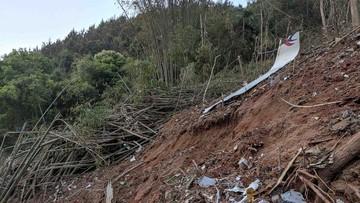 Pesawat China Berpenumpang 132 Jatuh: Dompet dan Tas Berserakan, tapi Jasad Korban Belum Ditemukan