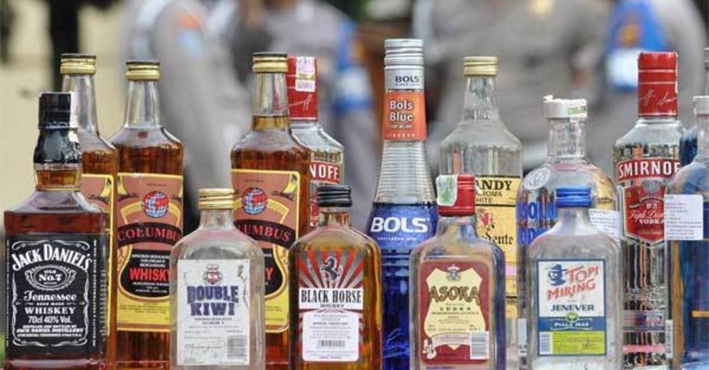 Jelang Ramadhan, Pemkot Jakarta Barat Merazia Minuman Keras : Tukang Jamu Jadi Incaran