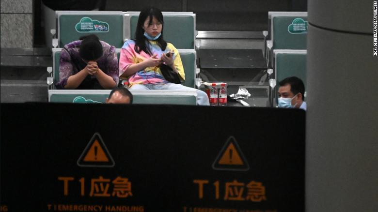 Seorang Ibu, Tunangan dan Teman. Kisah Pilu Keluarga dan Kerabat Soal Korban China Eastern Airlines