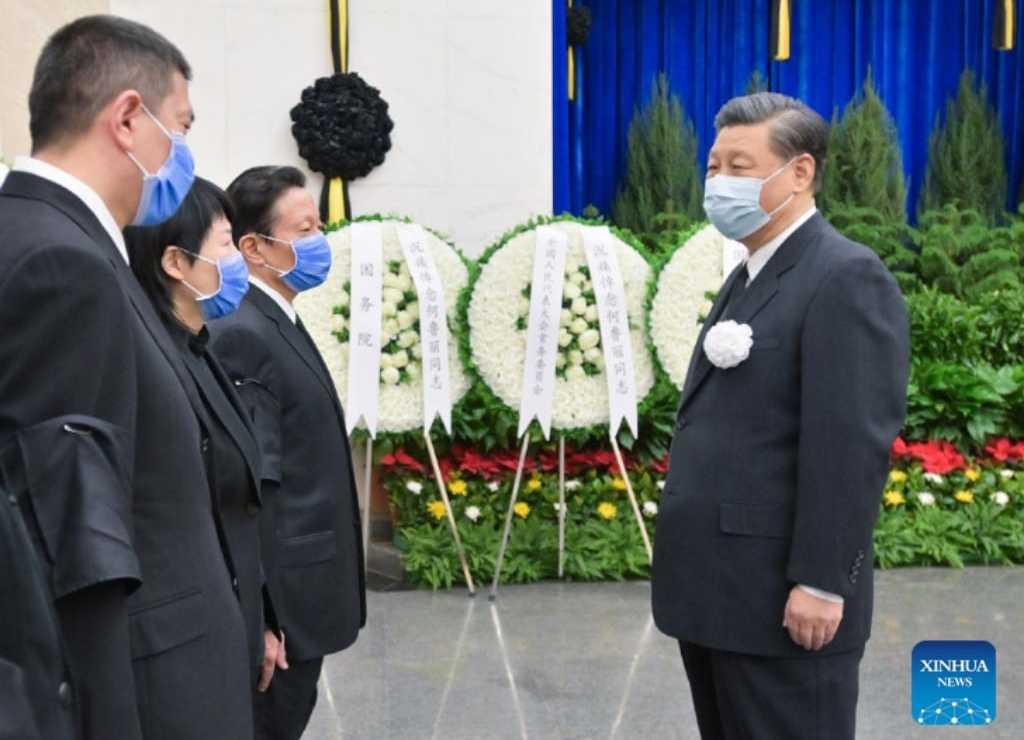 Mantan Pemimpin Tiongkok, He Luli Dikremasi