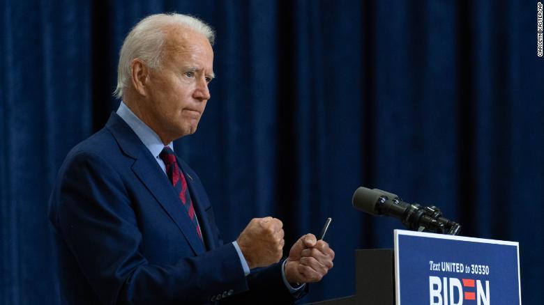 Biden: Amerika, NATO akan Bereaksi Jika Putin Menggunakan Senjata Kimia di Ukraina
