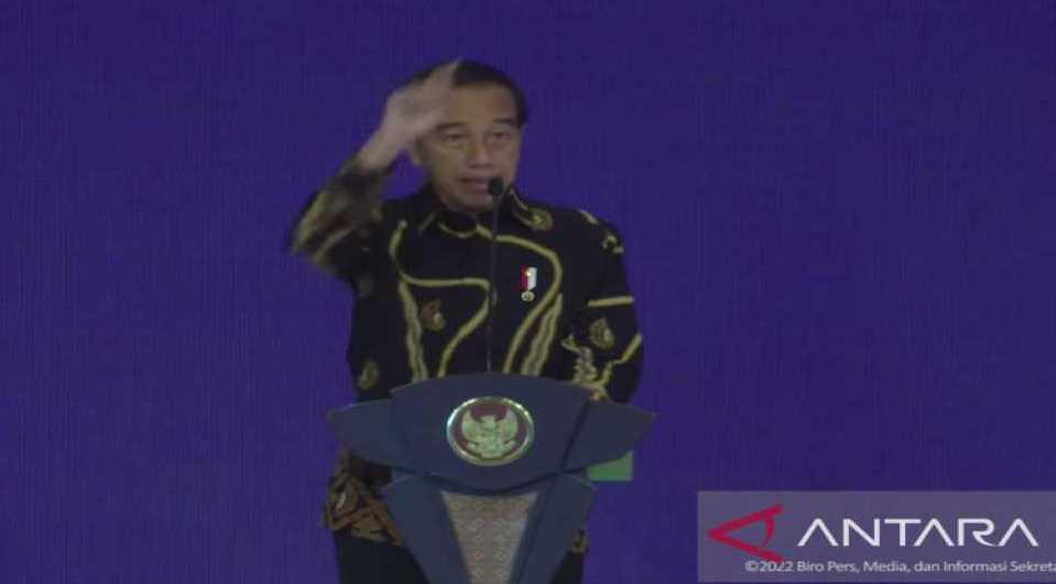 Jokowi Sebut Seragam dan Sepatu TNI-Polri Impor, TB Hasanuddin Bantah: Semua Produk Dalam Negeri