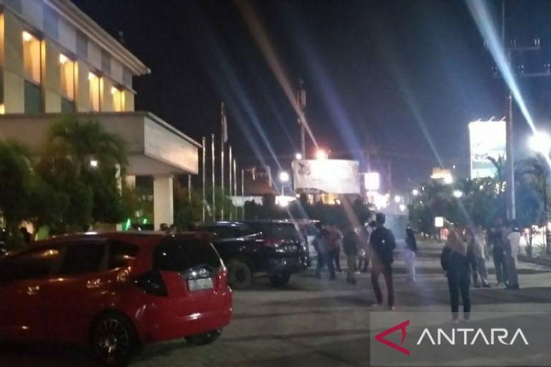 Gempa Kembali Guncang Wilayah Kendari, Warga Berhamburan Keluar Gedung