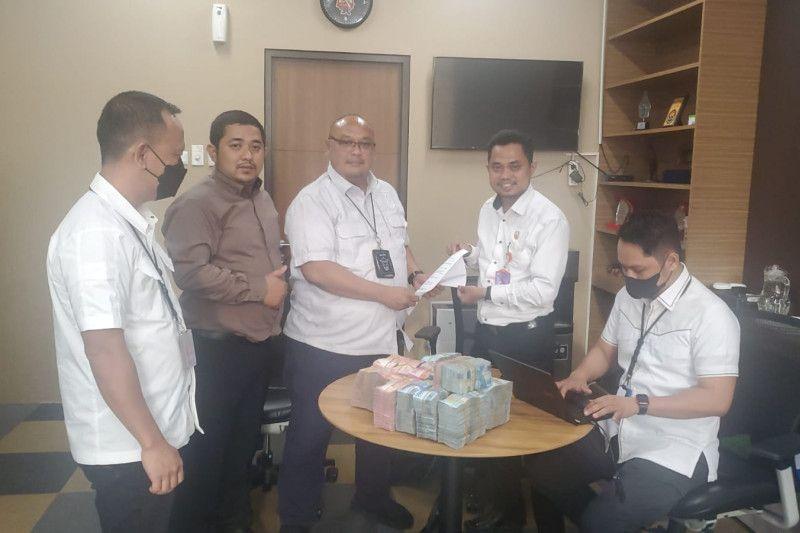 Bukan Rp1 Miliar, Berikut Nominal Uang Saweran Doni Salmanan yang Dikembalikan Reza Arap ke Bareskrim