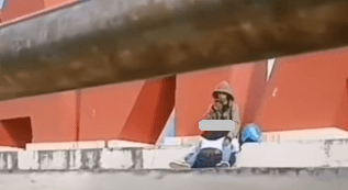 Viral Video Mesum Sejoli di Anjungan Pantai Manakarra, Netizen: Mungkin Sedang Belajar Sungkeman