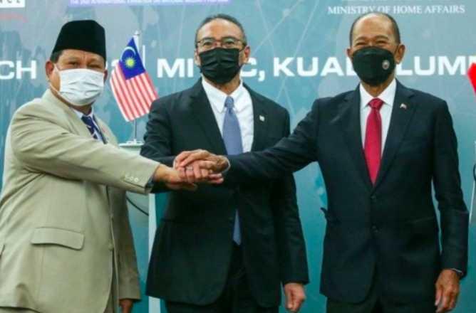 Prabowo Temui Menhan Malaysia dan Filipina untuk Bahas Kerja Sama Tiga Negara