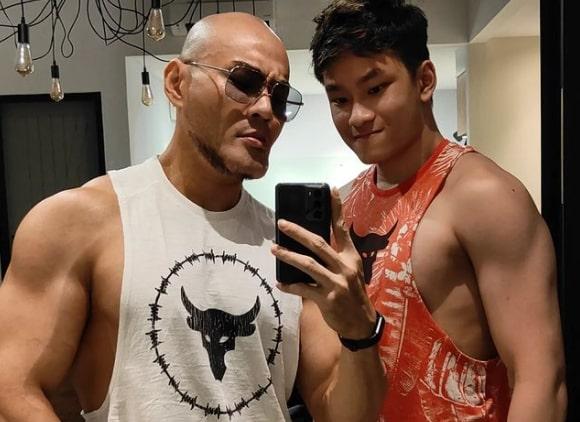 Gladiator Vicky Prasetyo Tantang Deddy Corbuzier, Azka Pasang Badan