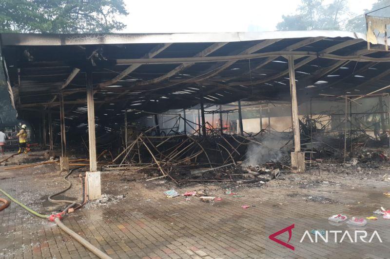 Diduga Korsleting Listrik, 172 Kios di Lenggang Jakarta Monas Ludes Dilalap Si Jago Merah