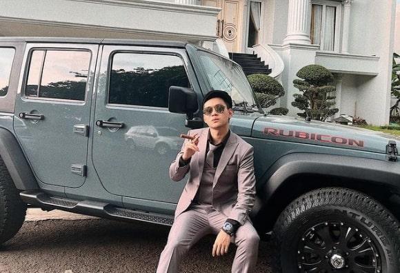 Crazy Rich Medan Indra Kenz Dituntut 15 Tahun Penjara dan Denda Rp10 Miliar!