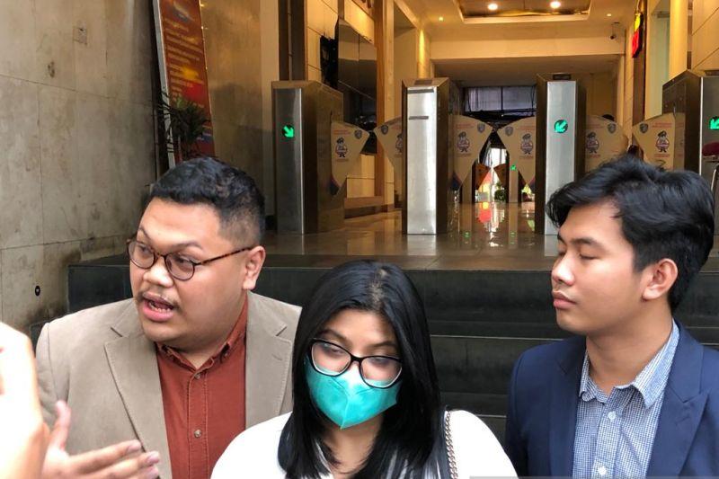 Kekasih Dea OnlyFans Bungkam Seribu Bahasa usai Diperiksa Polisi