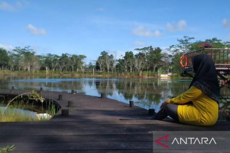 Bekas Tambang Timah Disulap Menjadi Danau Belitung yang Eksotis dan Memukau