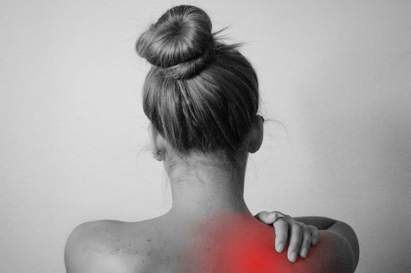 Kesakitan Saat Cabut Koyo di Badan? Simak Tipsnya