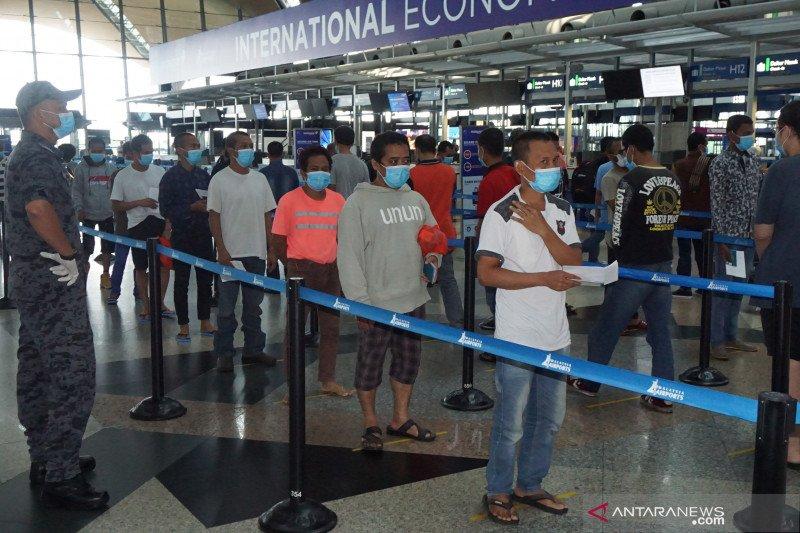 5.173 WNI Keluar Masuk Malaysia semenjak Perbatasan Dibuka