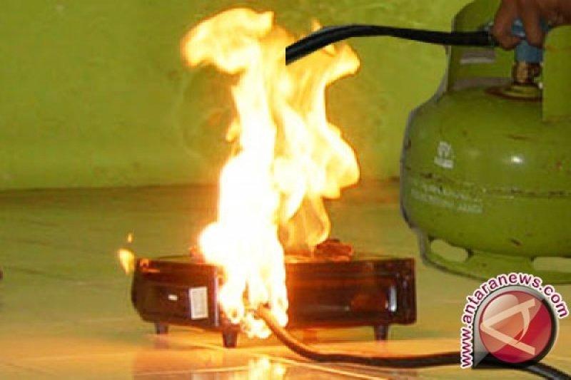 Duar! Tabung Gas Elpiji Meledak, Warteg di Tambora Terbakar hingga Lukai Warga