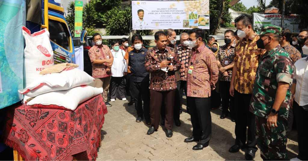 Kementan Bersama Pelaku Usaha Suplai Kedelai Untuk Pengrajin Tahu dan Tempe