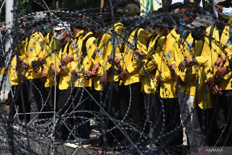 1.600 Personel Polisi Dikerahkan untuk Jaga Demo BEM SI '8 Tahun Kegagalan Jokowi' di Patung Kuda