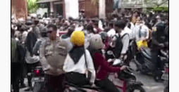 Pelamar di Tangerang Membeludak dan Bikin Macet Jalan, Lion Air Minta Maaf