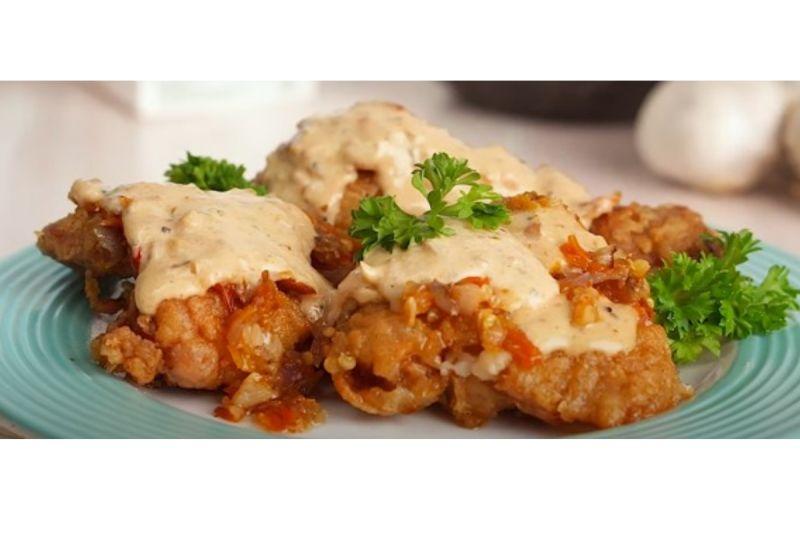 Menu Anti Mainstream! Resep Ayam Geprek Krim Bawang Putih, Cocok untuk Ramadan