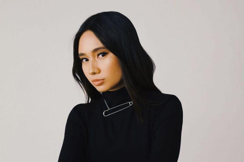 Lagu Indonesia Pertama Kali Dibawakan Niki Zefanya saat Tampil di Coachella